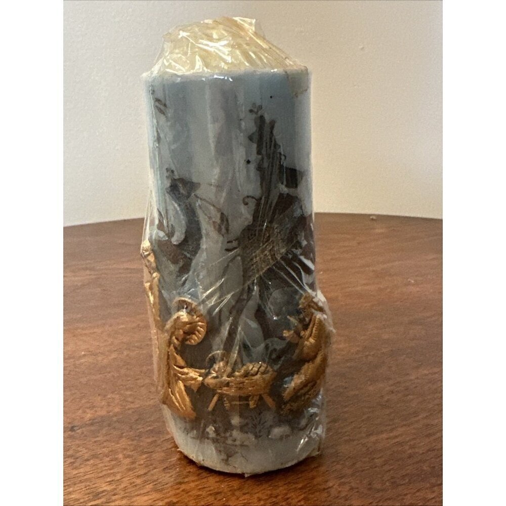 NOS Vintage Holiday Elegance blue and gold nativity sculptural 3-D candle
